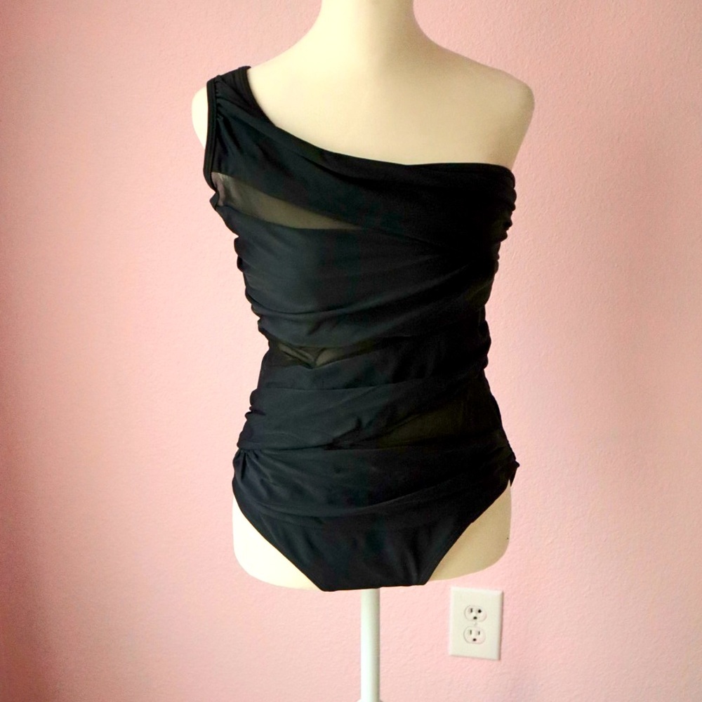 Black One Shoulder Swimsuit